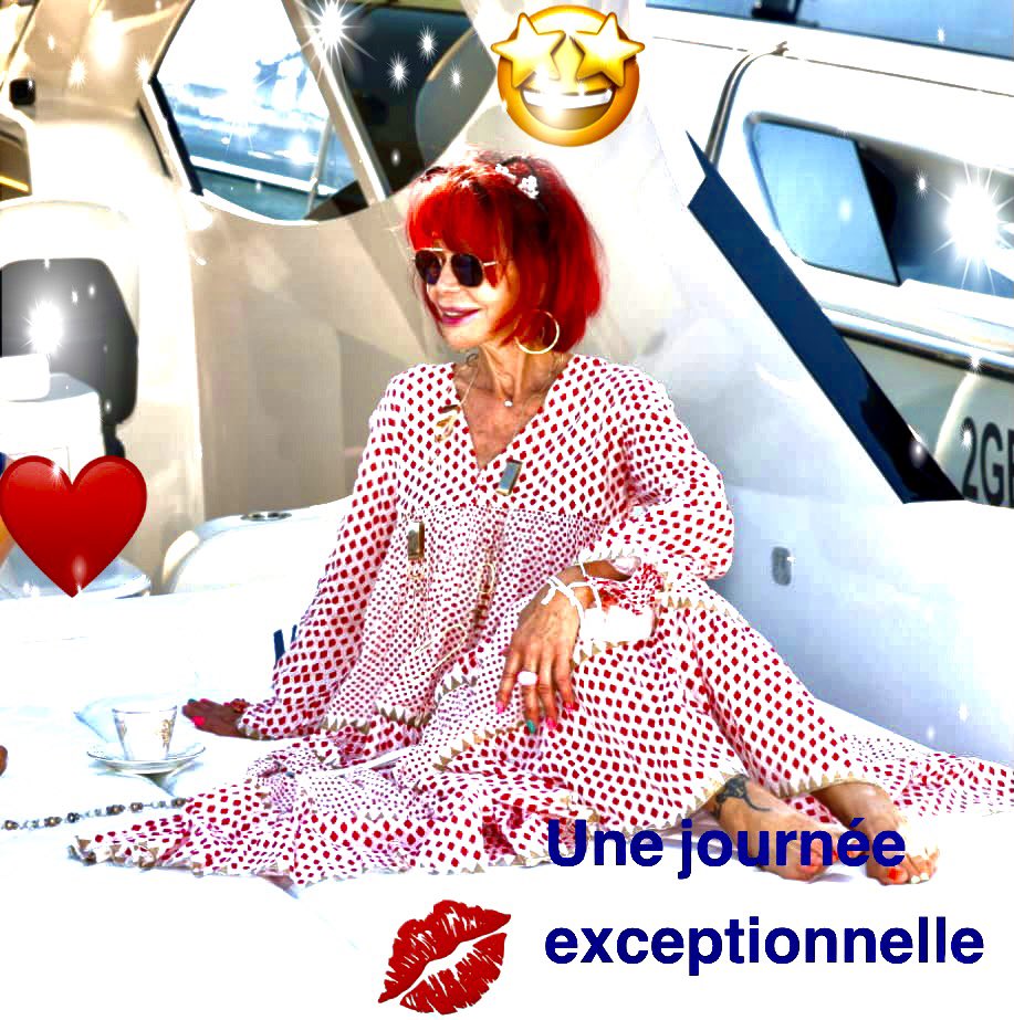 La vision d’une ligne extérieure sophistiquée 🤓
et d’un intérieur très élégant au design exquis 🤙#YachtsVulcan #Vulcan #francehelices #francehelicescannes  #emmanuellefrancehelices 
#festivalyachtcannes 
#photos #bizotjp #photographe
