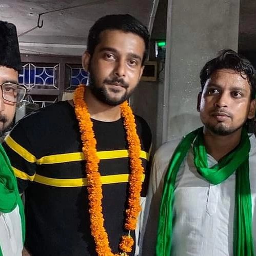 faijahmad12's tweet photo. आज दिनांक 12/09/2021 को (AIMIM) मऊ *फैज अहमद जिलाध्यक्ष* यूथ मऊ की अध्यक्षता में घोसी में *समीक्��ा* बैठक संपन्न हुई। जिसमें मुख्य अतिथि प्रदेश अध्यक्ष आली जनाब हाजी शौकत अली व शमीम खान जिला प्रभारी मऊ,गाजीपुर,बलिया रहे। @asadowaisi @imshaukatali @aimim_national https://t.co/McsxQQsuxN