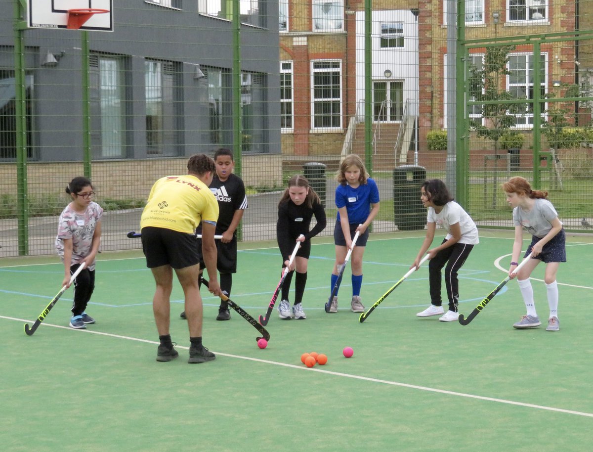 spencer_lynx's tweet photo. A massive welcome to our newest members who today started what we hope will be a long, happy, hockey journey #welcome #firstday #startattheverybeginning https://t.co/fCvVeYmzUS
