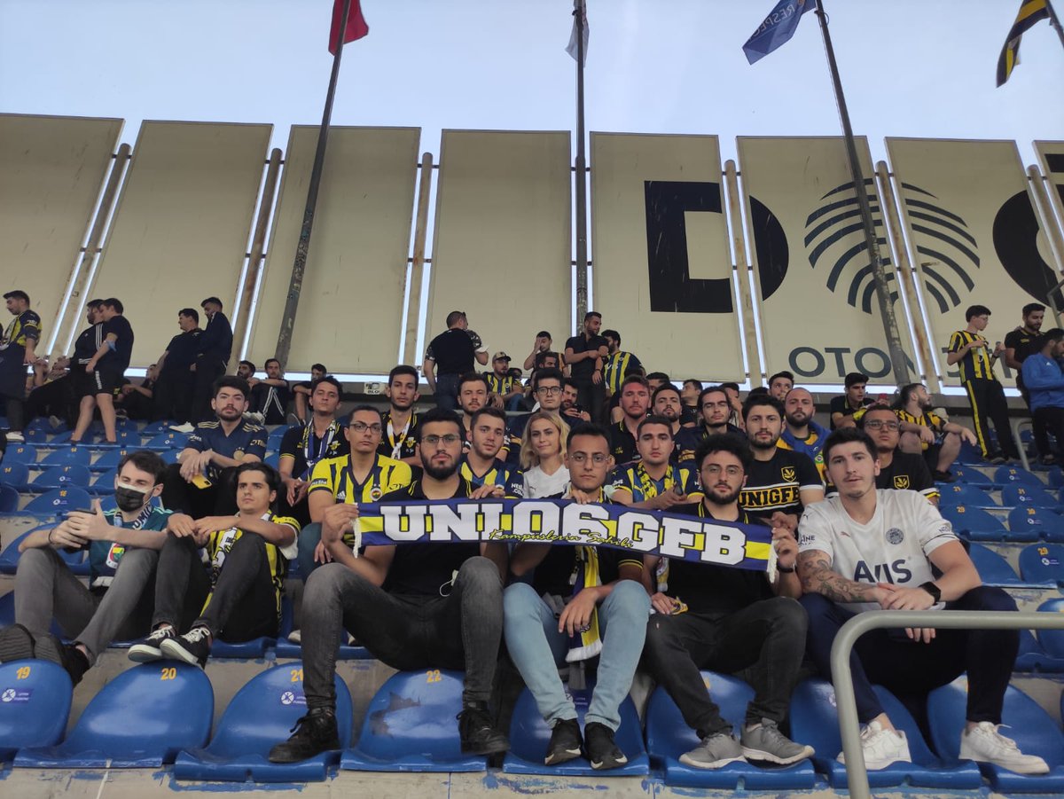 Fenerbahçemizi Sivasspor karşısında yalnız bırakmadık. #UNIGFB