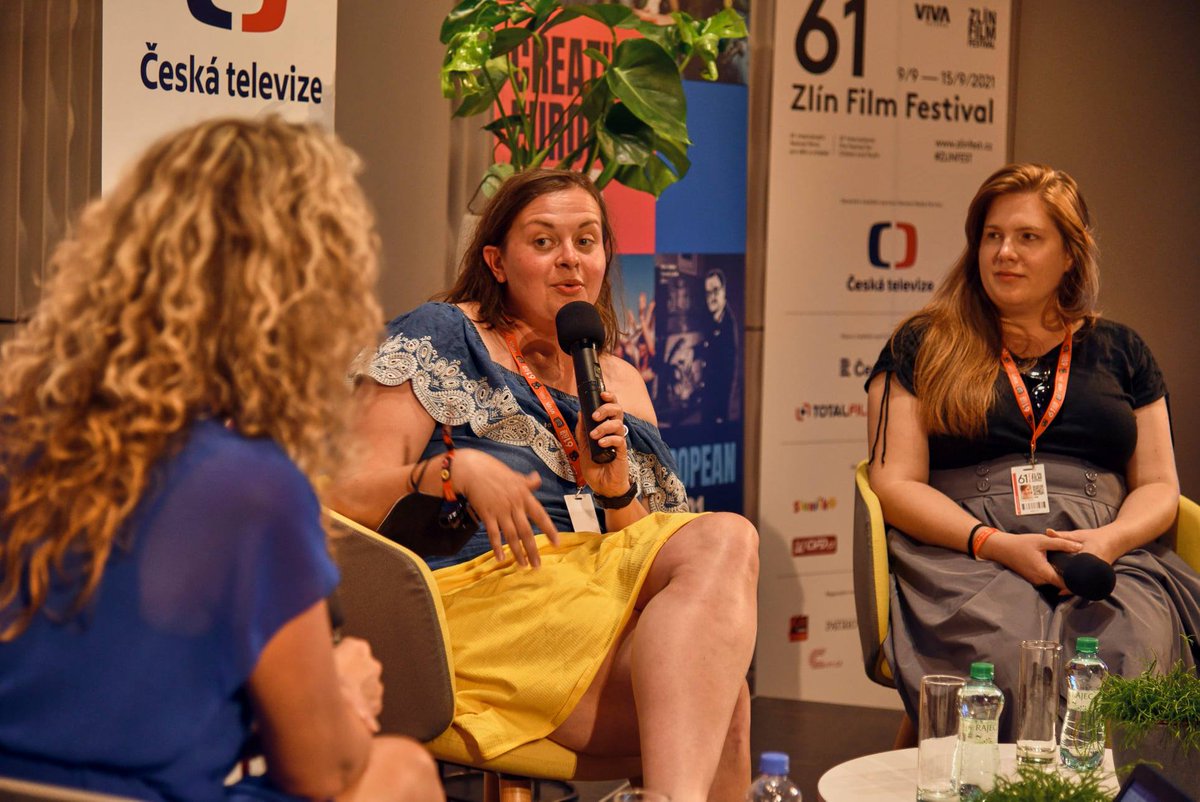 AnalogVision's tweet image. Režisérka Lucia Kajánková představila s producentkou Veronikou Kührovou v rámci Filmtalent Starsforum na @ZlinFilmFest film &quot;Inverze&quot;, který v minulosti podpořil Nadační fond Filmtalent Zlín.