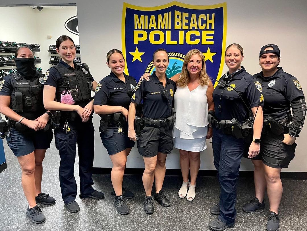 MiamiBeachPD tweet picture