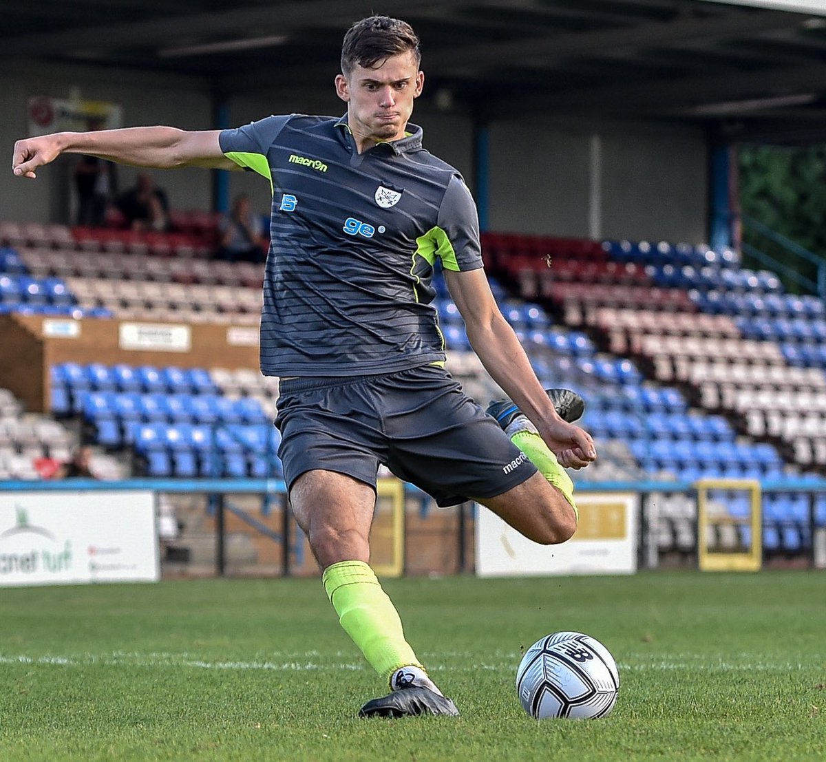 Hanwell Town (Toon) FC tweet media