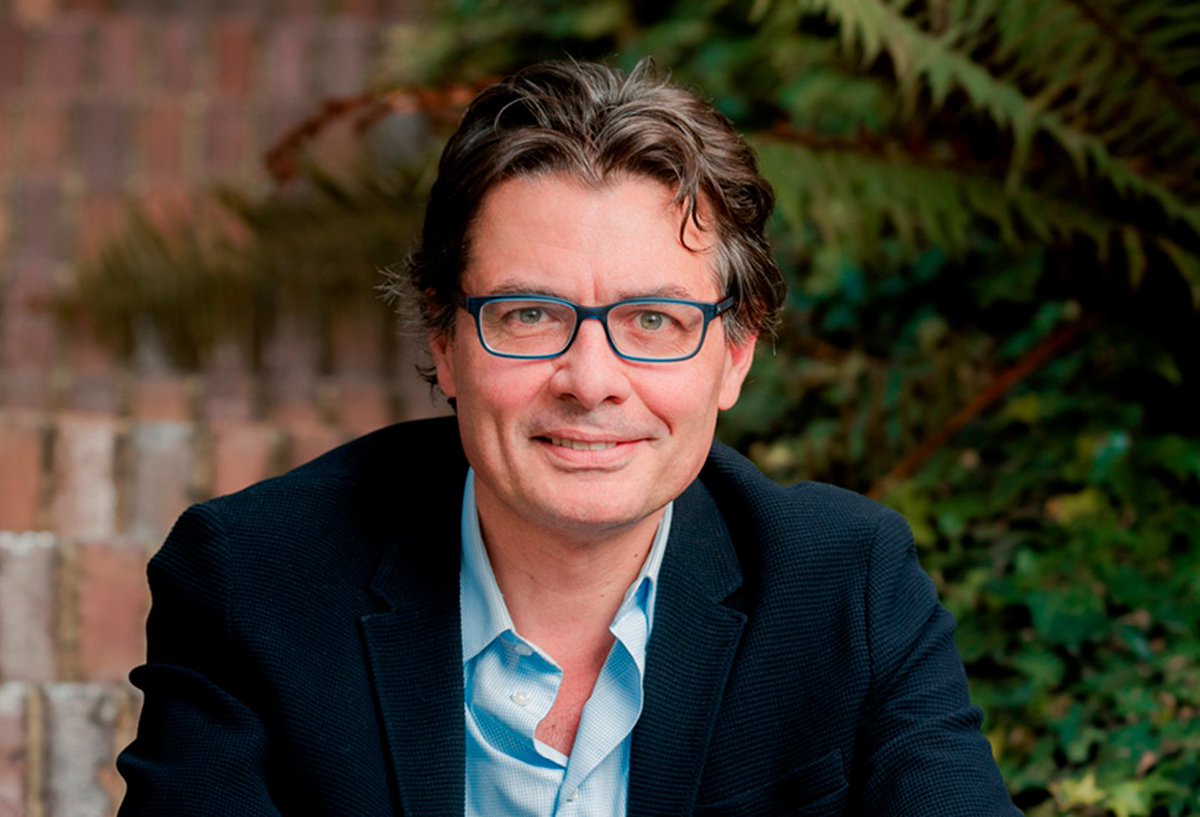 eleccionescolom's tweet image. #ATENCION 
Si la segunda vuelta de las elecciones presidenciales fueran hoy y los candidatos son los siguientes por quién votaría?

@petrogustavo 🔃
@agaviriau ♥️