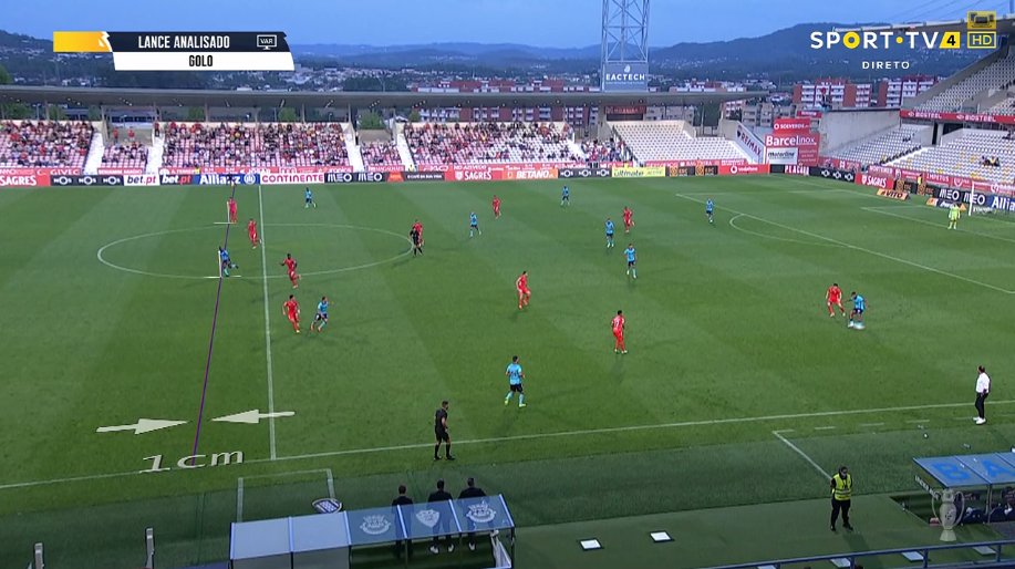 B24PT's tweet image. Fora de jogo por 1 centímetro 😬