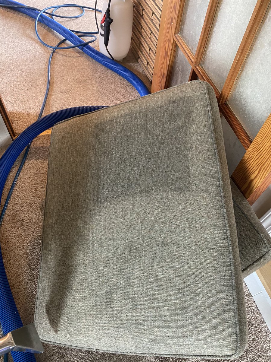 AJsChemDry's tweet photo. When was the last time your couches were cleaned #enjoyyourcouch #cleanlounging #ajschemdry https://t.co/x7XSVDeClO