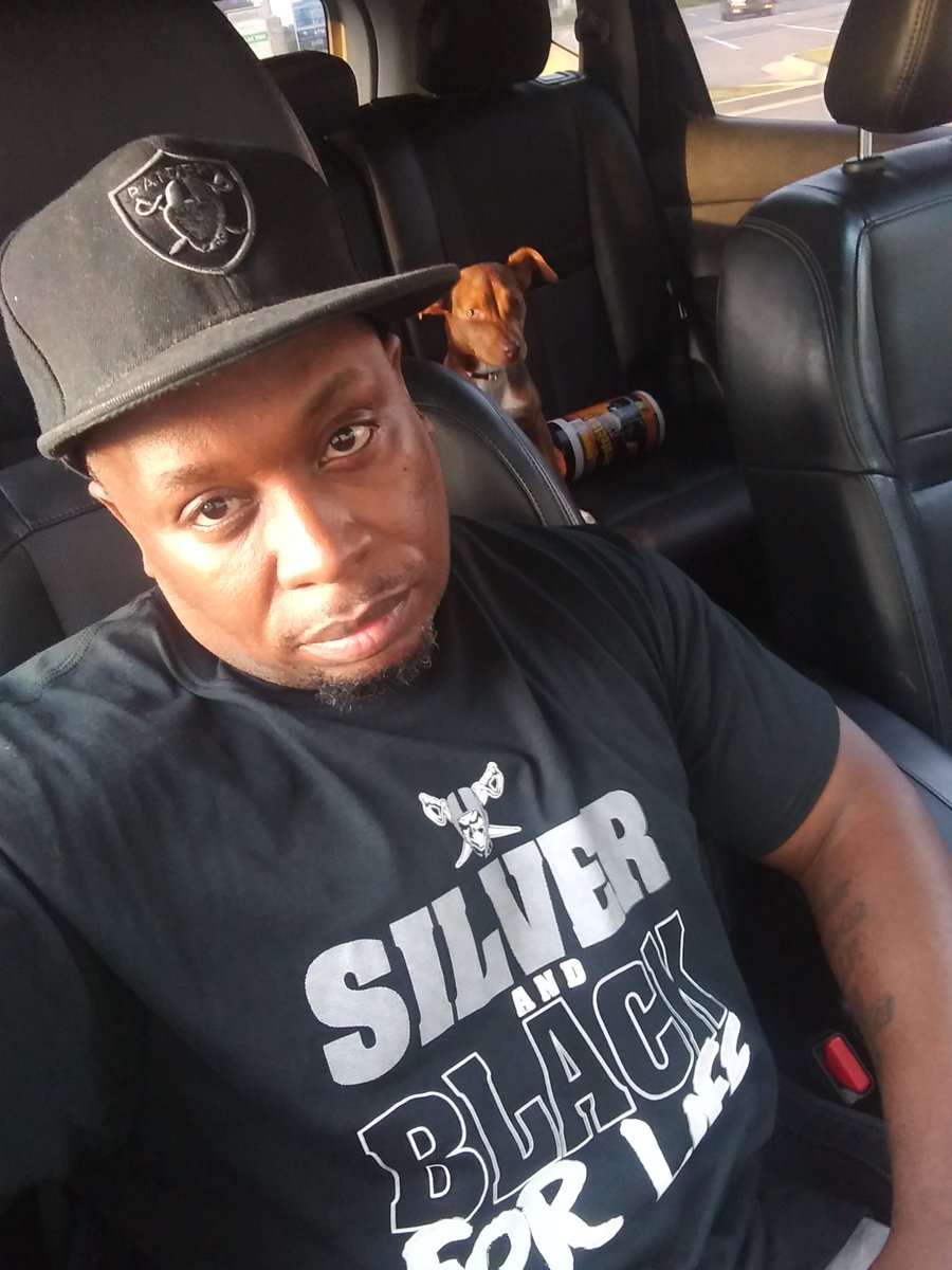 luvbeingflash's tweet photo. #RaiderNation https://t.co/pjC77B36uP