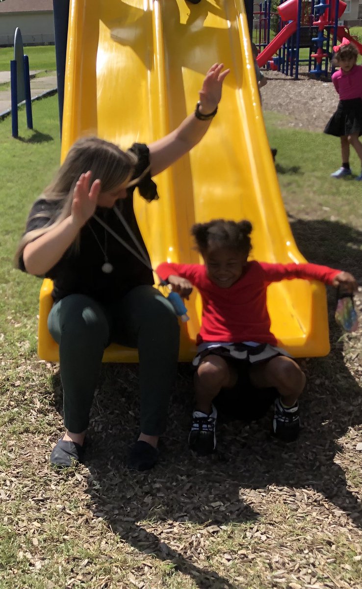 ahoerte1's tweet photo. @DixieDragons082 Building relationships and having fun! https://t.co/lb2XoRQbmF