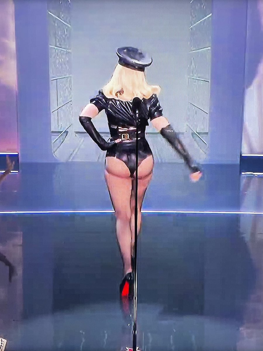 Мадонна на VMA 2021