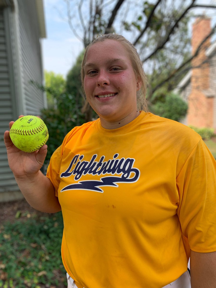 Sunday Game 1 vs Texas Glory: 4-3 win!! 

HR from <a href="/StephanieSchni5/">Stephanie Schnite</a> and <a href="/Anniesaran3/">Annie saran</a> !! Annie’s first HR of the year, Stephanie’s second 🔥 

<a href="/paigemmanning/">Paige Manning</a> dominated the zone for the complete game win 💯