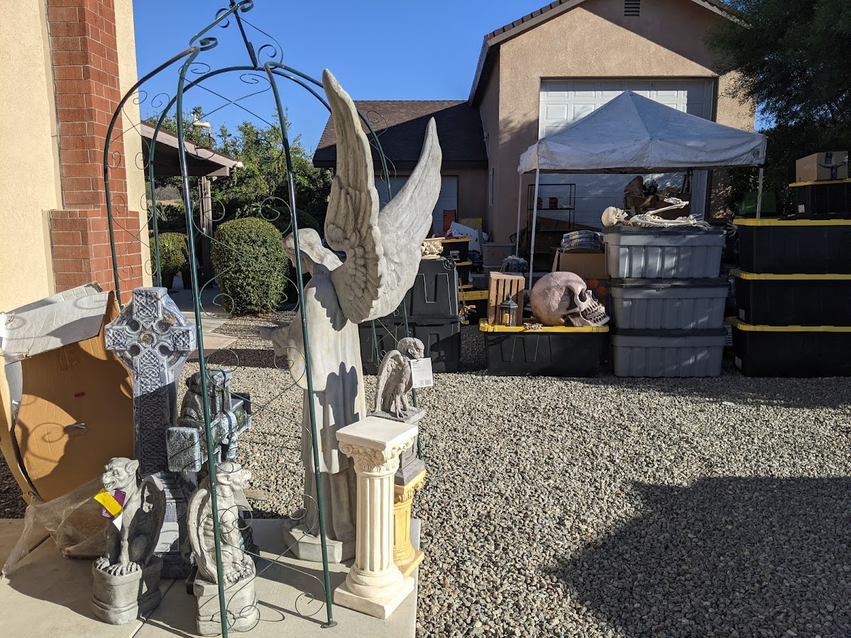 GothicHills's tweet photo. ...and the haunt grows... while these wall panels won't be used this year, we're definitely filling out our new home and preparing the return of the Fitzroys for 2022! Come by for a Yard Haunt preview nightly this October 15-31 #SocalHauntList #CalHaunts #IEHaunts https://t.co/AYSVidk48w