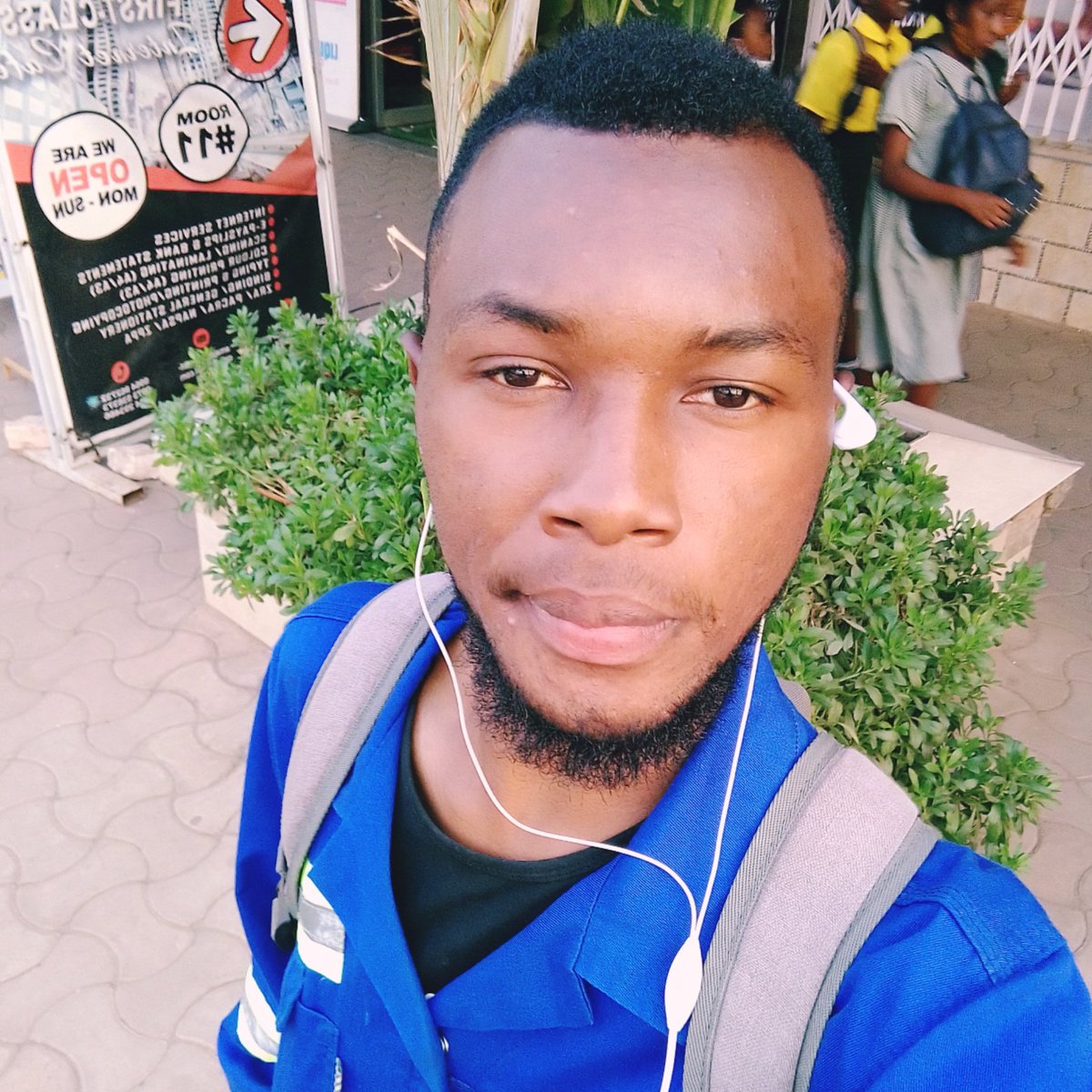 WarrenChi3's tweet photo. #NewProfilePic https://t.co/IpONaUviVN