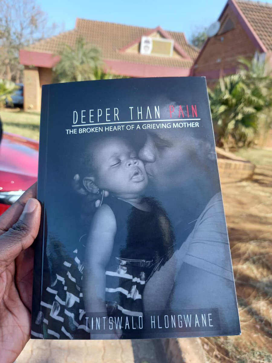 TintswaloHlong7's tweet photo. Losing someone you love dearly is hard to accept &amp; living without them is hell… I used my pen &amp; paper to write my pain. Order yours now for only R160 #Uyajola99 #ReykaSA #FamilyMeeting Makhadzi Cyril https://t.co/4WduDAPJQH