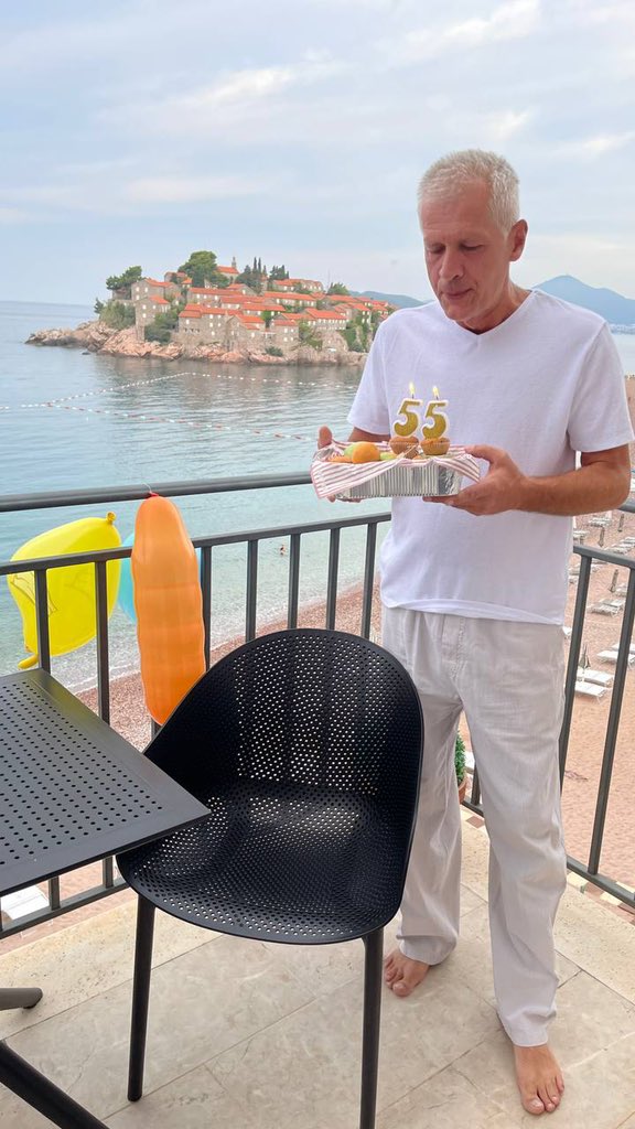 3-2 against <a href="/TeamVitality/">Team Vitality 🐝</a> and we are in history!!!  1MILLION $ BABY 
First of all I wanna say happy birthday to my dad, this win is for him
Thank you everyone for support, I have no words, I love my team…I’m speechless #navination