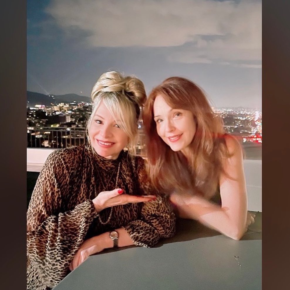 alisonmartino's tweet photo. Happy birthday to this gem of a human @AmyYasbeck4real. I sure hit the lottery having you as a neighbor. Count not just the candles, but the light you give. 🕯
And thank you for the John Ritter Foundation for Aortic Health. #TeamRitter forever https://t.co/HpvEZr5TNG