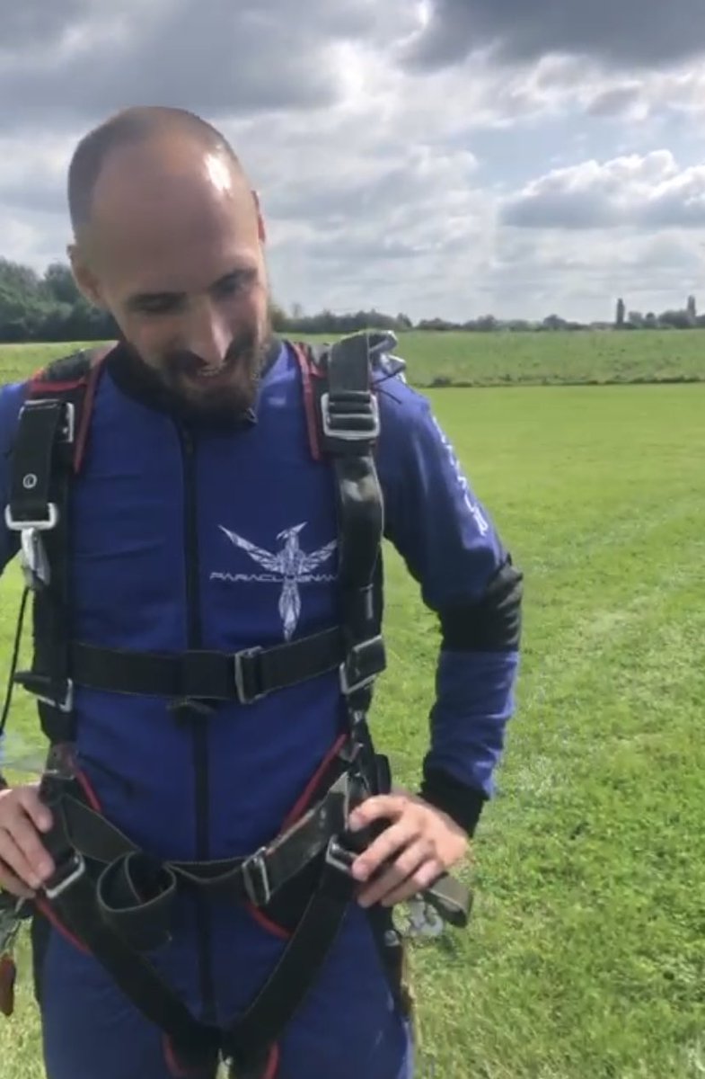 PhilippPurass's tweet photo. Quand ton équipe va perdre en week 1 mais que tu sais que c’est juste une semaine test. https://t.co/w17Qqj591F