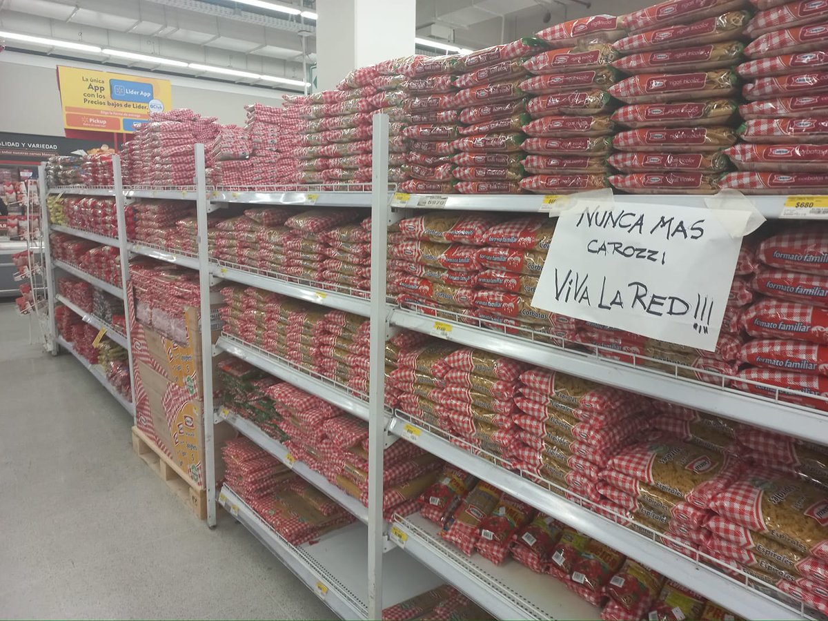 PiensaPrensa's tweet photo. Nunca más #CarozziMeEspanta y viva @LaRedTV https://t.co/Vg4lE5u4hu