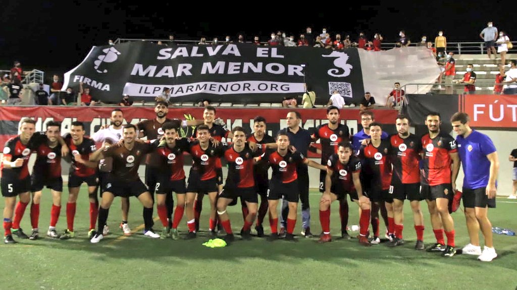 CiudadDeMurcia's tweet photo. SOS MAR MENOR |

La victoria de hoy se la queremos dedicar a tod@s l@s que luchan por salvar el Mar Menor.

¡Junt@s lo vamos a lograr!

#SOSMarMenor ♥️🖤 https://t.co/yIQWgC4Dm9