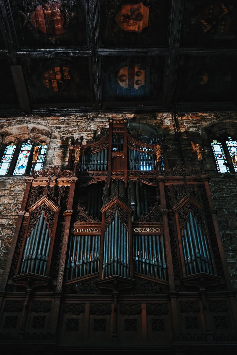 I feel so humbled to have been featured by <a href="/womensart1/">#WOMENSART</a> today.
Do see the link below to check it out.
Also, below are 20 pics of Halifax Minster I took recently. Please do scroll and see all of them. Hope you enjoy. <a href="/HalifaxMinster/">Halifax Minster</a> 
x.com/womensart1/sta…
RTs hugely appreciated.