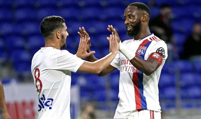 SocialGonesBack's tweet photo. [#OLNotes] Pour la 5e journée de #L1, Social Gones vous invite à noter la performance des joueurs lyonnais, l'entraîneur et le match (rappel : seuls les joueurs ayant joué plus de 30 minutes sont notés) 🗳️

#TeamOL https://t.co/lG73Cvd0rH
