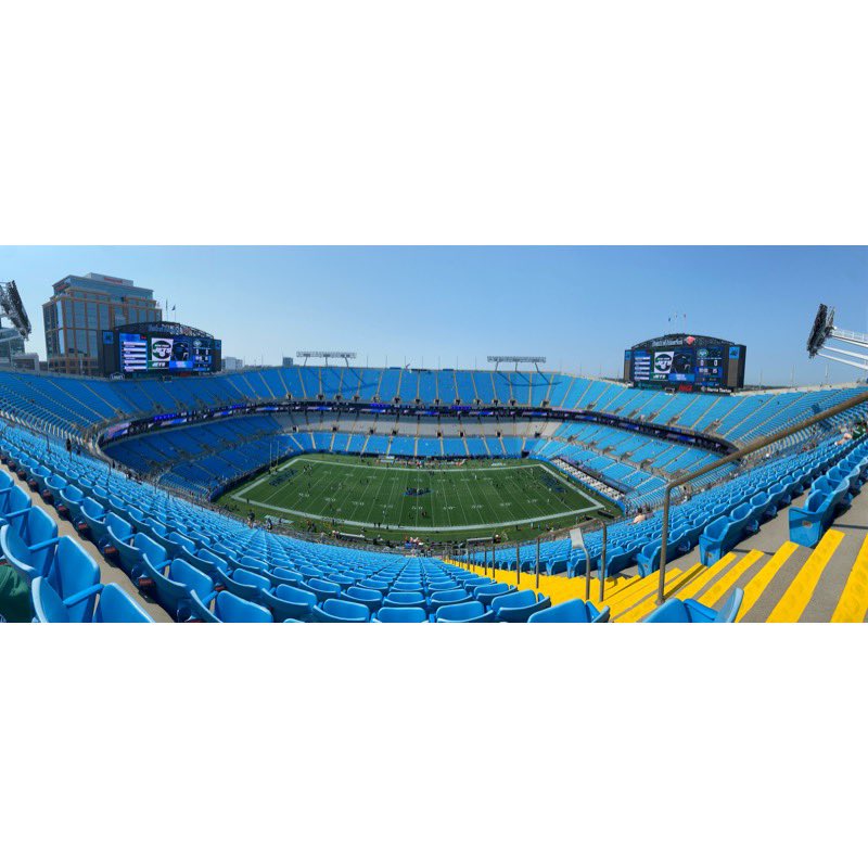 Had the best time rooting on the <a href="/nyjets/">New York Jets</a> today!! J-E-T-S! JETS, JETS, JETS!