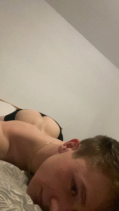 Good night Twitter … ? 

Post going live on OF Tomorow ? https://t.co/V3hRYqY0Hq