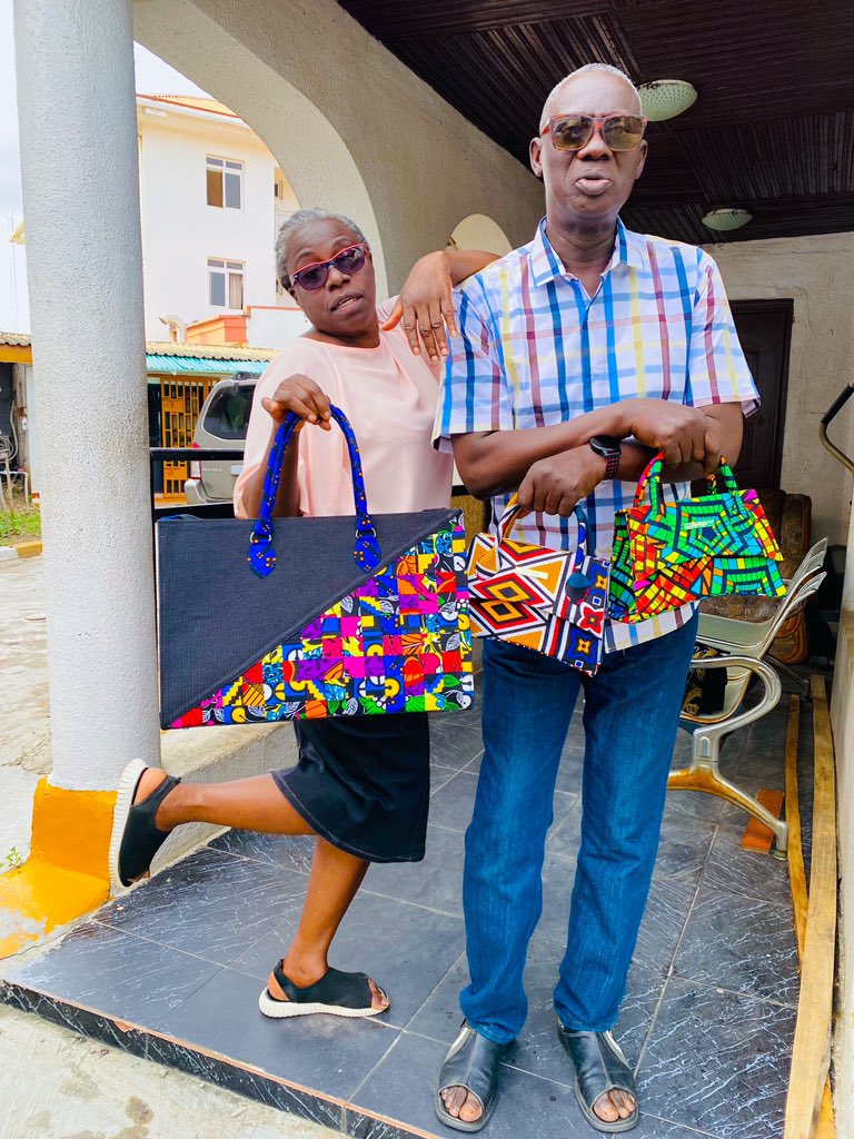 Miz_Fey's tweet photo. Begged my parents to model for me today 🤣😂🥰😍 pls patronize me 🙏🏽 https://t.co/DAqfmy0pN6 

#BBNaijaShineYaEye #BBNaijia #BBNaija6 #BBNajia https://t.co/oZg6xy6IXy