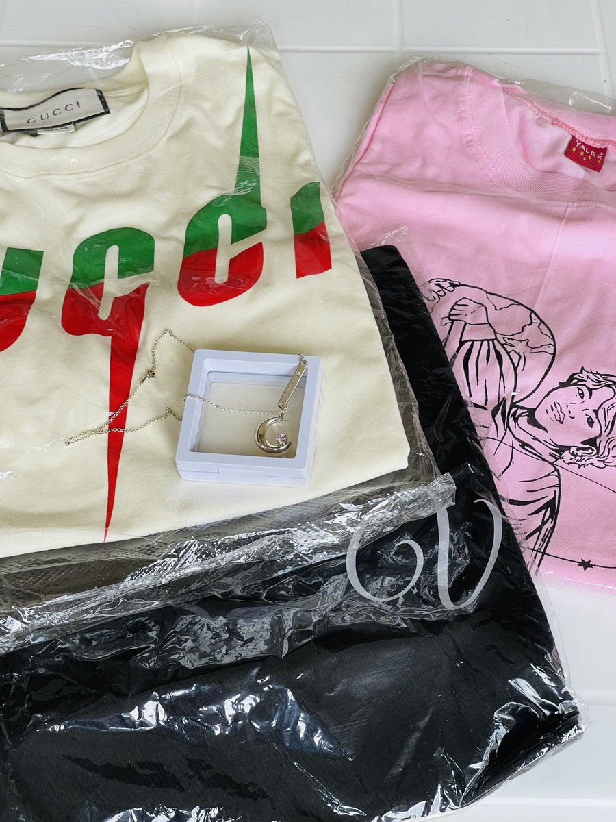 mhayvdiaz's tweet image. Get these unofficial BTS-inspired shirts + Jimin’s STONEHENgE-inspired CoExist necklace bundle for Php2,800 only! #BTSunofficialmerch #BTSshirts #StonehengexBTS