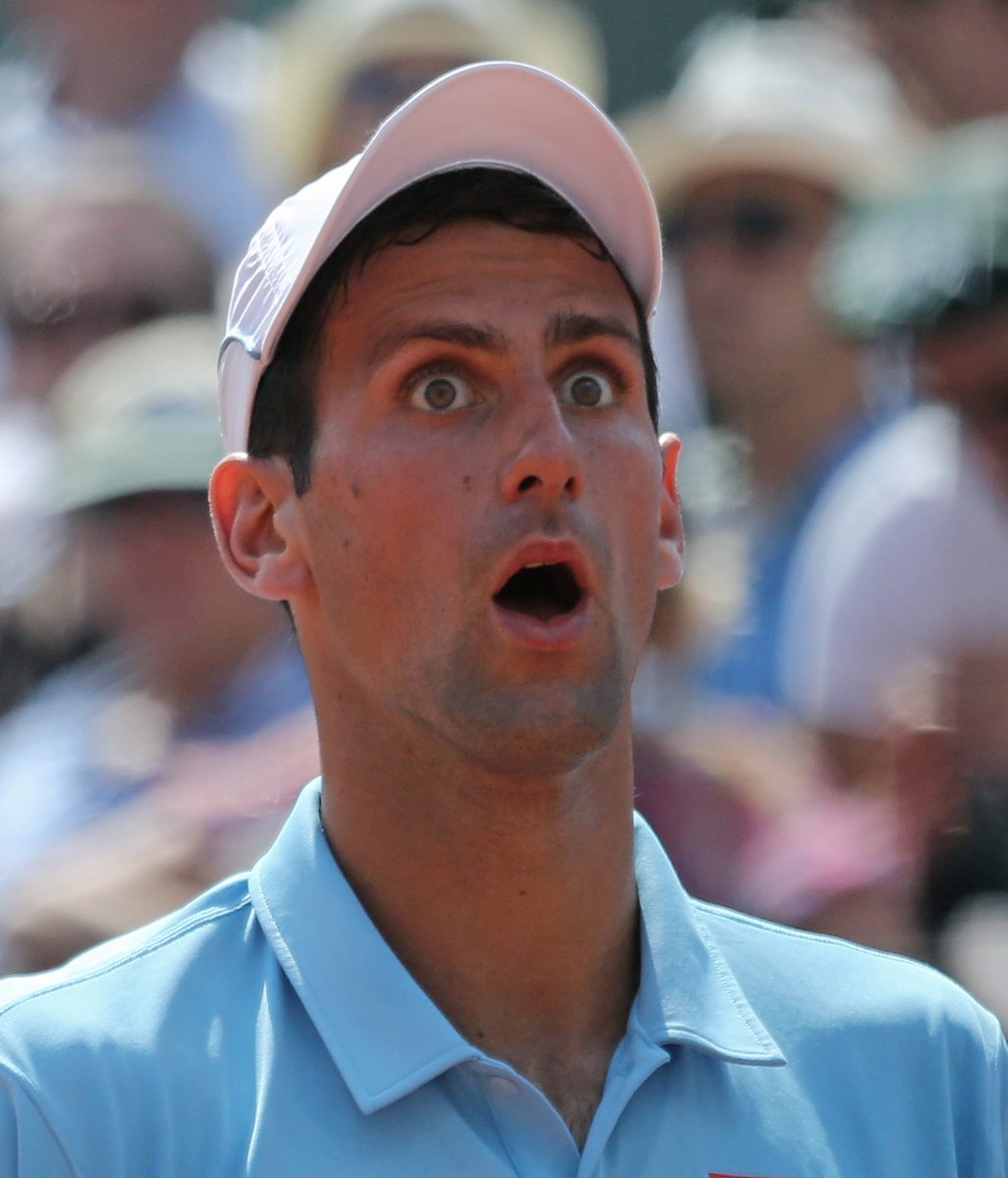 vamosrafaaaa's tweet photo. O da ne ben daha t-shirt değiştirip sağlık molası alacaktım maç mı bitti #Djokovic https://t.co/PtidKBjjDb