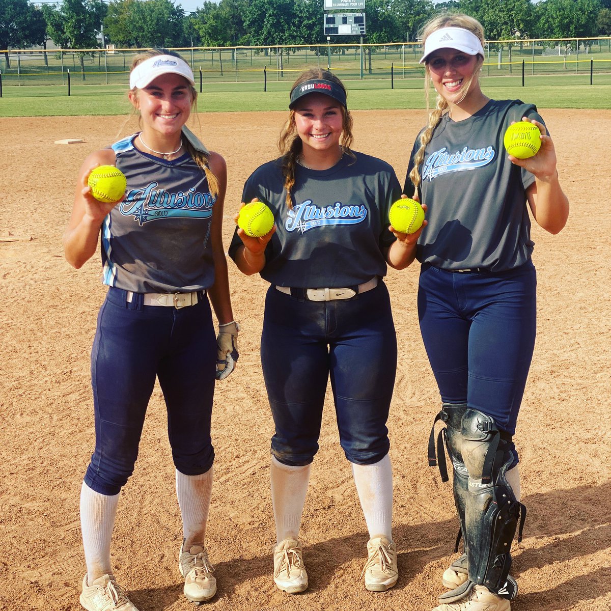 <a href="/brookiewray/">brooke armstrong</a> <a href="/j_westenskow/">Jordyn Westenskow</a> Adding 4 more homeruns to the season, way to go Jordy (2022), Maddie (2022), and Brooke (2022). #bombsquad 💣💣💣💣