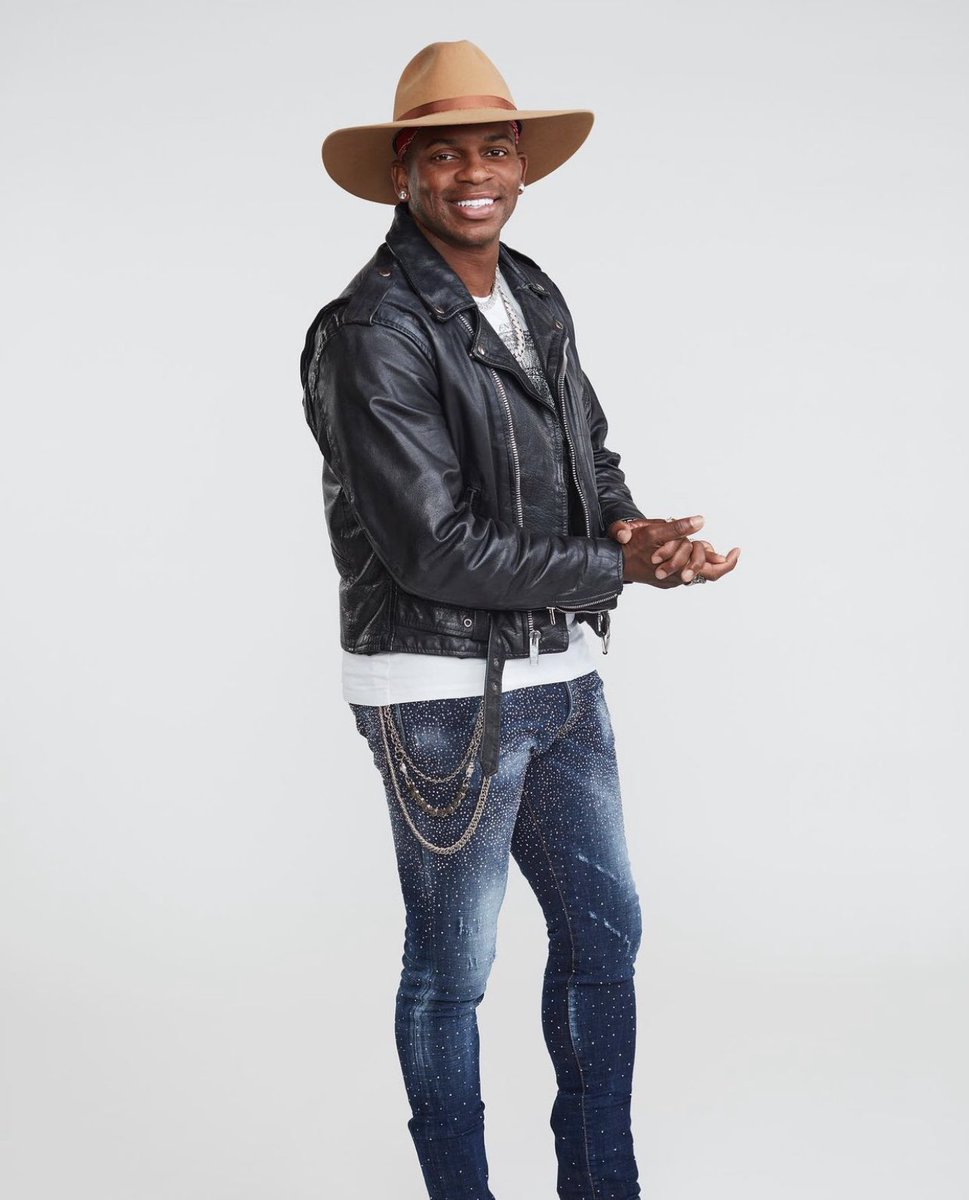 Looking forward to stepping out and trying something new on Season 30 of @DancingABC . Win or lose its going to be  great experience and fun and I’ve already met some amazing people. Life is short y’all so  live outside your comfort zone. Now Let me get back to stretching 😂😂