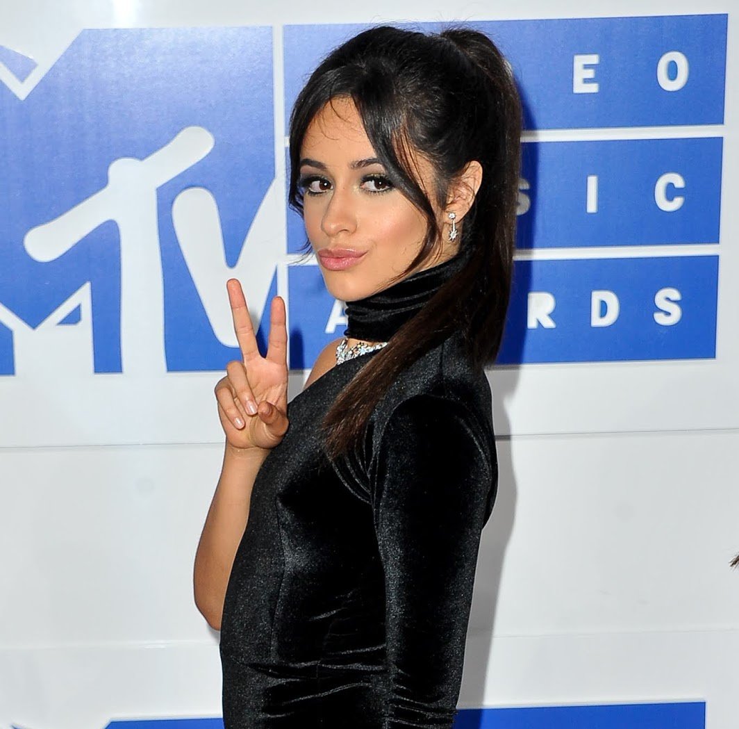 eriKa on Twitter "camila cabello. vmas. 2016 2018 2019 2021…