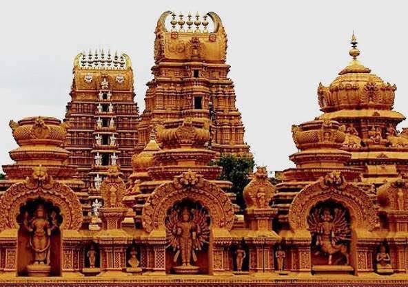 TempleTrails's tweet photo. 🕉 Famous 11th Century Srikanteshwara Shiva Temple,Nanjangud,
Mysore #Karnataka
called Dakshina Kashi is on banks of River Kapila is the Abode of Bhagwan Mahadev who swallowed Poison &amp;Cures Diseases. 
Bhagwan Parashurama worshipped Mahadev here for PaapVimochan🚩#IncredibleIndia https://t.co/vn4OGg8mwv