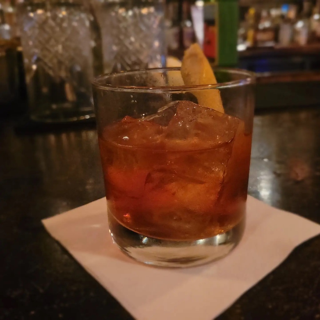 TheDigitalDoctr's tweet image. Oaxacan Old Fashioned 🥃🥃🥃

#tequila #mezcal #oldfashioned instagr.am/p/CTvbzyqFBz3x…