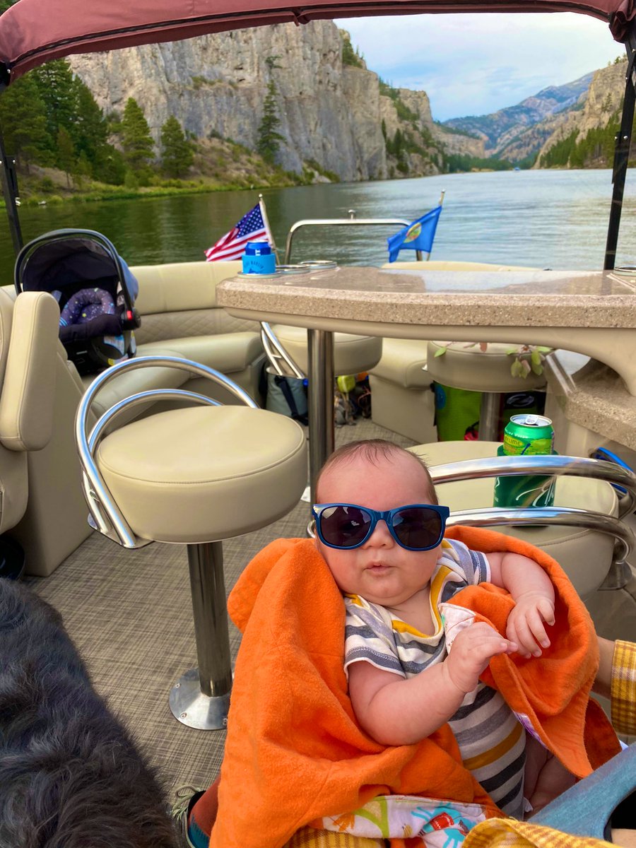 ryanpcooney's tweet photo. Saturday in the mountains + Sunday on the river (+ Edโs 3rd trip up Mann Gulch) = one tuckered baby. #solidweekend https://t.co/4ILXR9eZLF