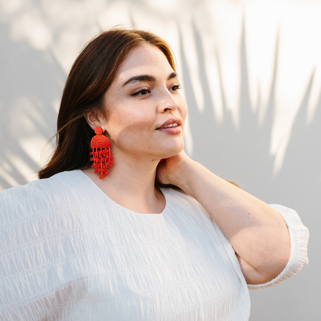 Beaded by hand, made to make a statement, and now 50% OFF. 😍 Get your pair of the Rogue Earrings while you still can:
cur.lt/0q95xbeft