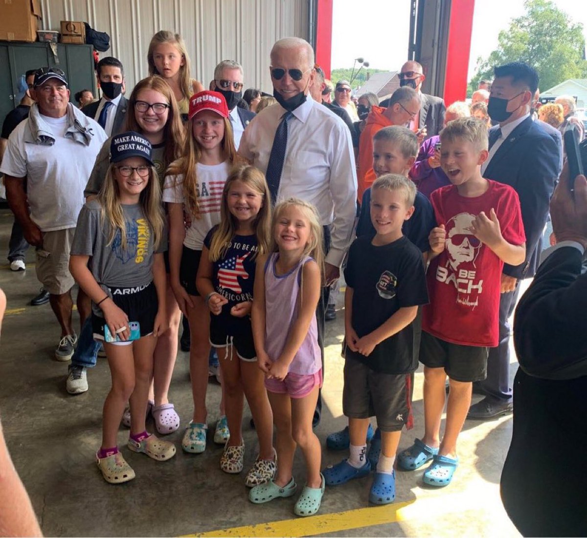 JackPosobiec's tweet image. This is even more humiliating than him getting booed at the WTC memorial