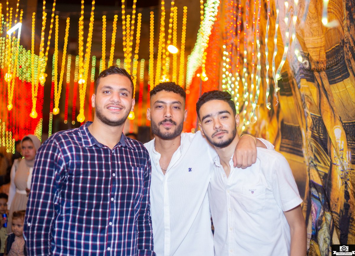 hafezmohamed22's tweet photo. اول فرحتنا و اول حنه😂😂♥️♥️
@Ahmedaabdullahh
@_do8o @GallalAbdo @BeboAbbas @HilaliaAhmed @Ali_I009 @Mewafi3199 @Mahmoud__fetouh https://t.co/7sC2LDtUNd