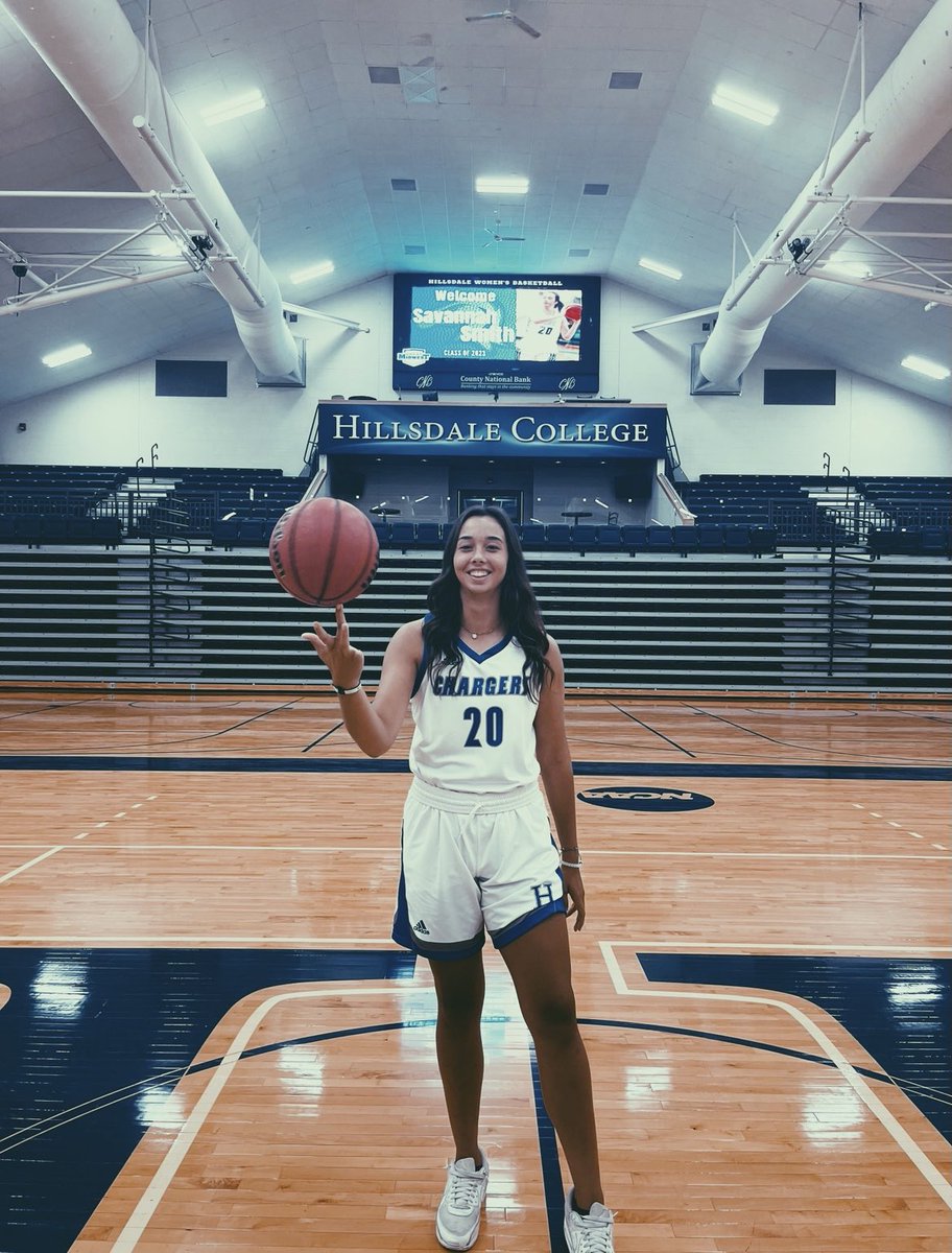 COMMITTED!🔵⚪️ #allforHim 
<a href="/CKamp15/">Charlie Averkamp</a> @brookebailey_12 <a href="/briebrennan22/">Brianna Brennan</a>