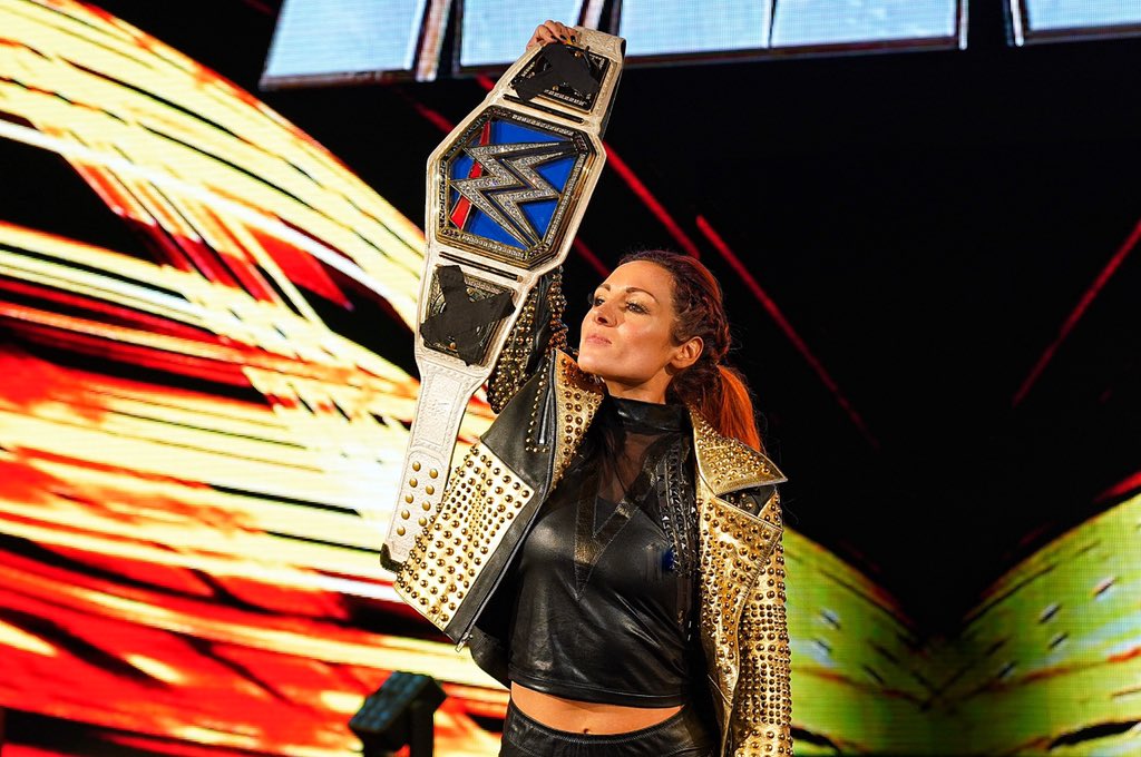 Video: Becky Lynch Confronts WWE Fan Calling Her A Pu**y 2