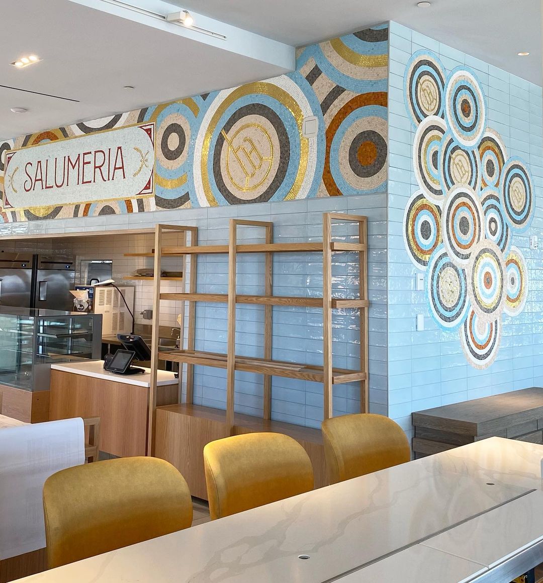 MTWShowrooms's tweet photo. What stunning mosaic murals! 👏

Credit: @jonnycookiee (Joseph &amp; Sons Mosaics)
Project: @bottegaangelina, Laguna Beach, CA

#newinteriorsontheblock #howihome  #interiorsnapshot #myinteriorstyletoday makehouseahome #nesttoimpress #stellarspaces #smpliving #myhometrend https://t.co/tqDp7IhZsI
