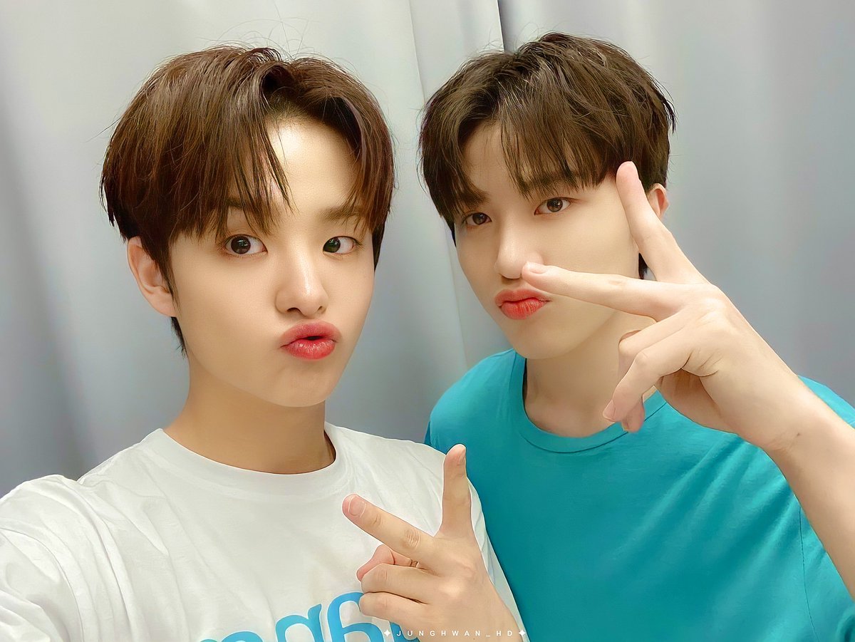 JunghwanHD tweet picture