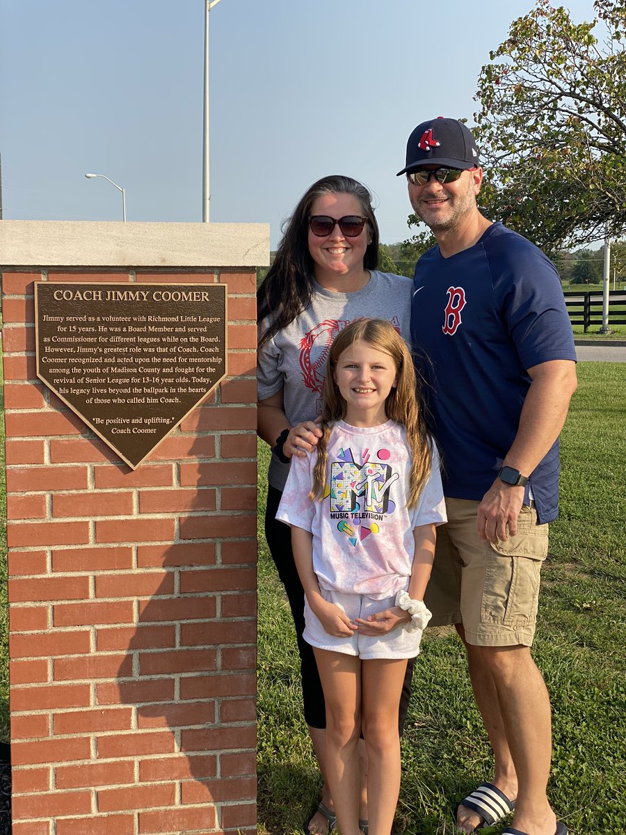 paulacpleasant's tweet photo. A beautiful day in @TourRichmondKY at the dedication of The Richmond Little League Memorial. Proud to be the sister of Jimmy Coomer. We remembered him today &amp; honored so many who made RLL what it is. Thank you @RichmondKYParks, City of Richmond, &amp; Madison Co. #BPLU https://t.co/J1Cce8lQkN