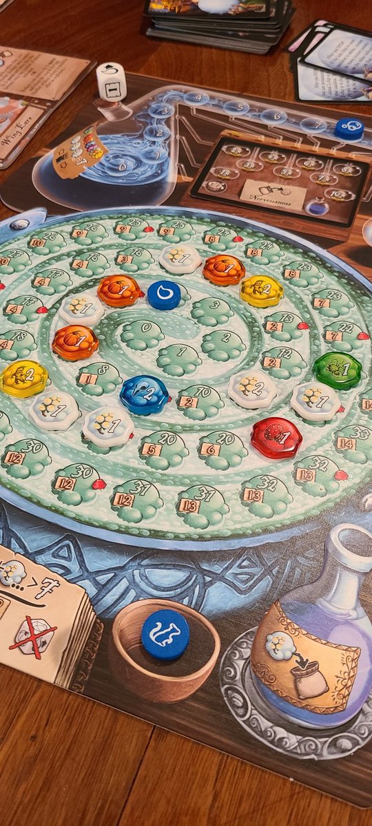 TableIt_'s tweet image. Not sure how we haven&apos;t posted about Quacks of Quedlinburg before. It&apos;s one of our all time favorites! Building a bag of ingredients for your potion and pushing your luck as you add them to your cauldron. Played with the Alchemists expansion and had another great night with this!