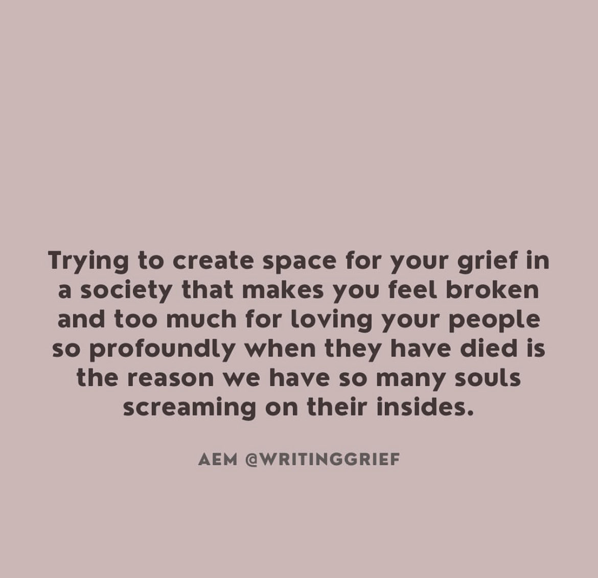 Winnie Kiarie (Winnie_Keyarie) Twitter