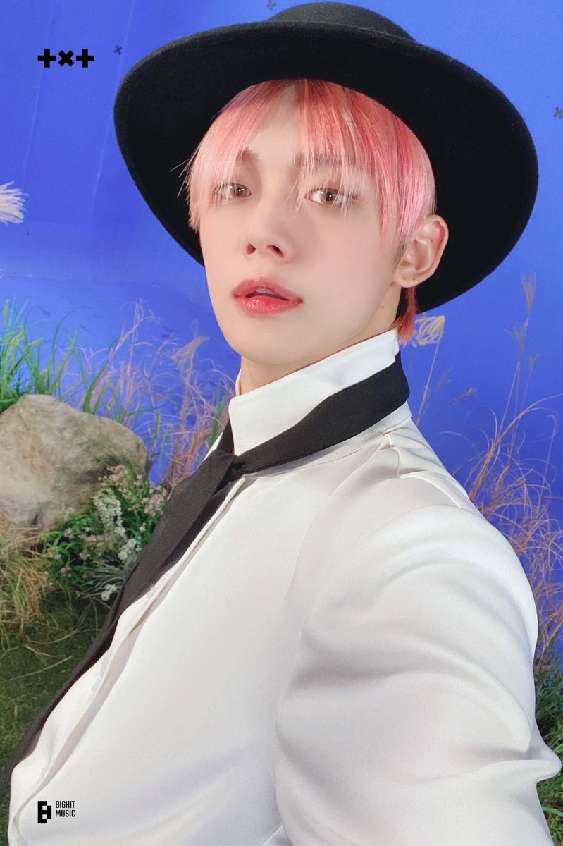 txt_sarangdan2's tweet photo. 2021 YEONJUN BIRTHDAY https://t.co/7GlLAHytPj