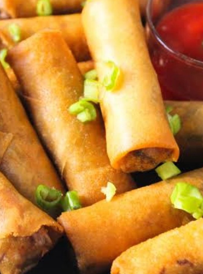 Chefvishalbhat1's tweet image. Spring Rolls...
Do you think Spring Rolls can give tough competition to Momos as a Street Food...??
#streefood #indianchef #food #FoodWars #momos #foodblogger