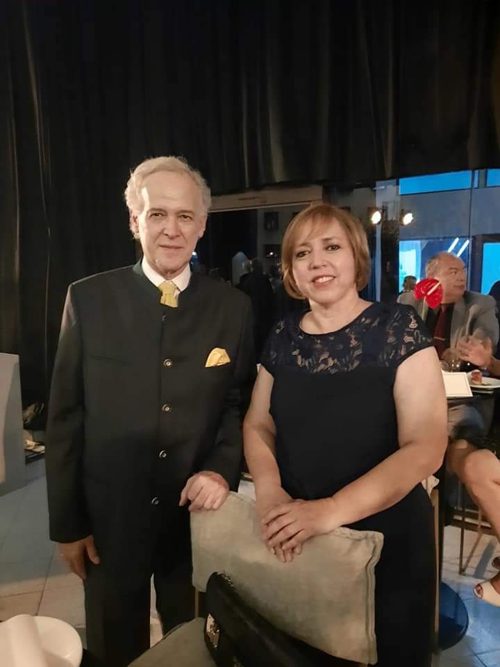Muchas felicidades y gracias por la invitación, Antonio González