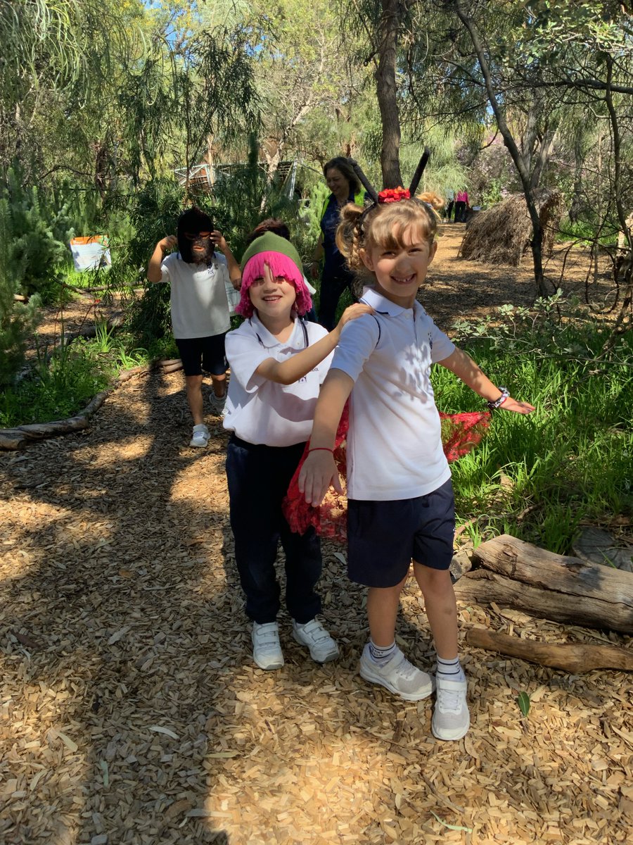 InfantJesus54's tweet photo. Our Yr 1s are learning all about narrative texts this term so they went on an adventure to Kings Park where they were immersed in a story based on the series Snugglepot and Cuddlepie by @MayGibbs. There was lots of fun &amp; laughter acting out the story in nature. #PlayBasedLearners https://t.co/SDU8IZZfUi