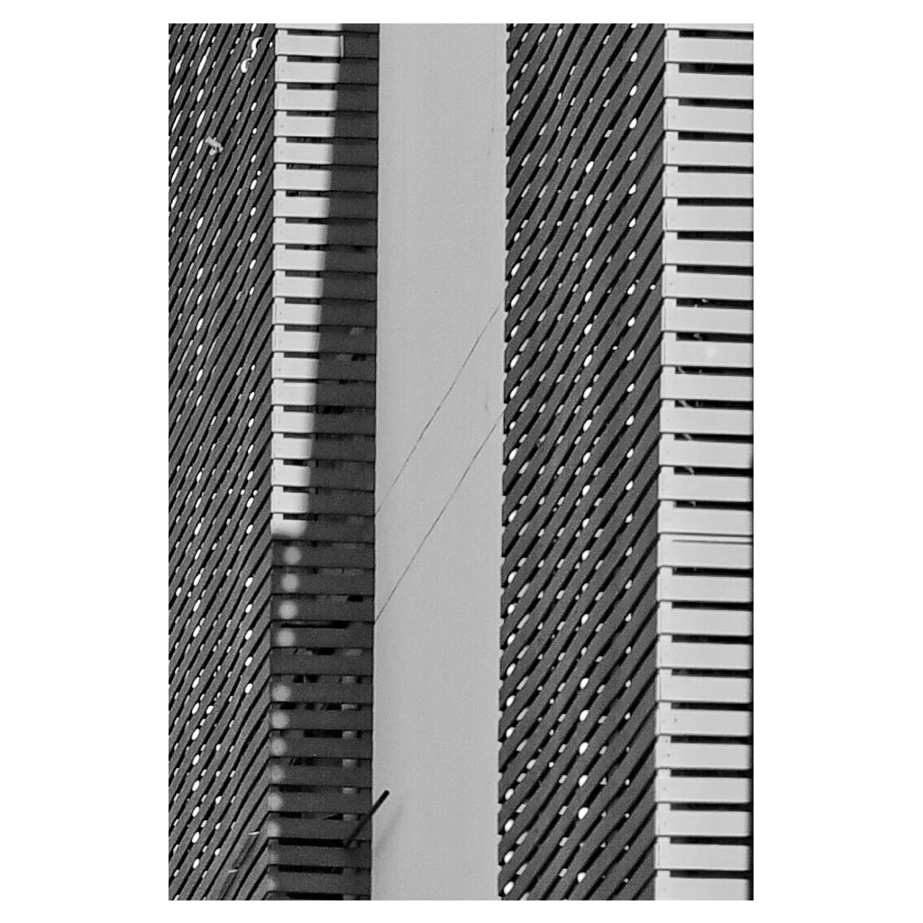 Sittich24825454's tweet photo. #minimal #minimalart #minimalism #minimalworld #minimalshot #blackandwhite #blackandwhitephotography #photoart #bangkok https://t.co/80dhpwPpi7